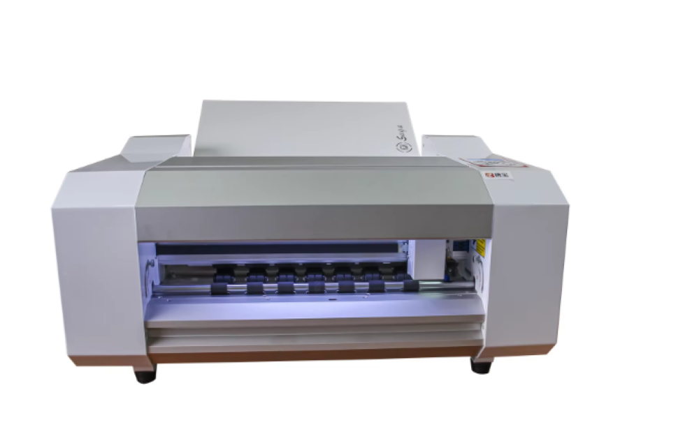 Saga Digital Die Cutter printing machinery for precision sticker and label cutting.